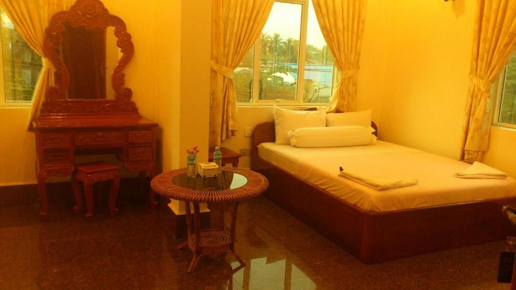 Old Town Guesthouse Kampot Exterior foto