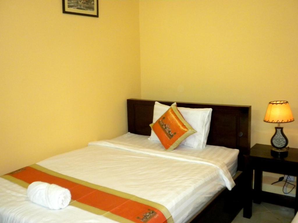 Old Town Guesthouse Kampot Exterior foto