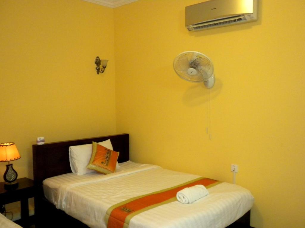 Old Town Guesthouse Kampot Exterior foto