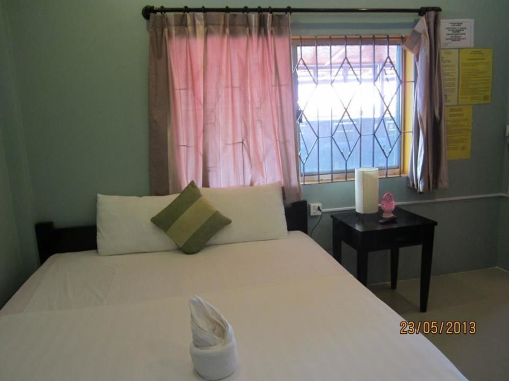 Old Town Guesthouse Kampot Exterior foto